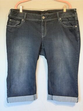 Revolution by Rickis Womens Denim Capris Size 34 Dark Blue Rolled Cuffed Casual